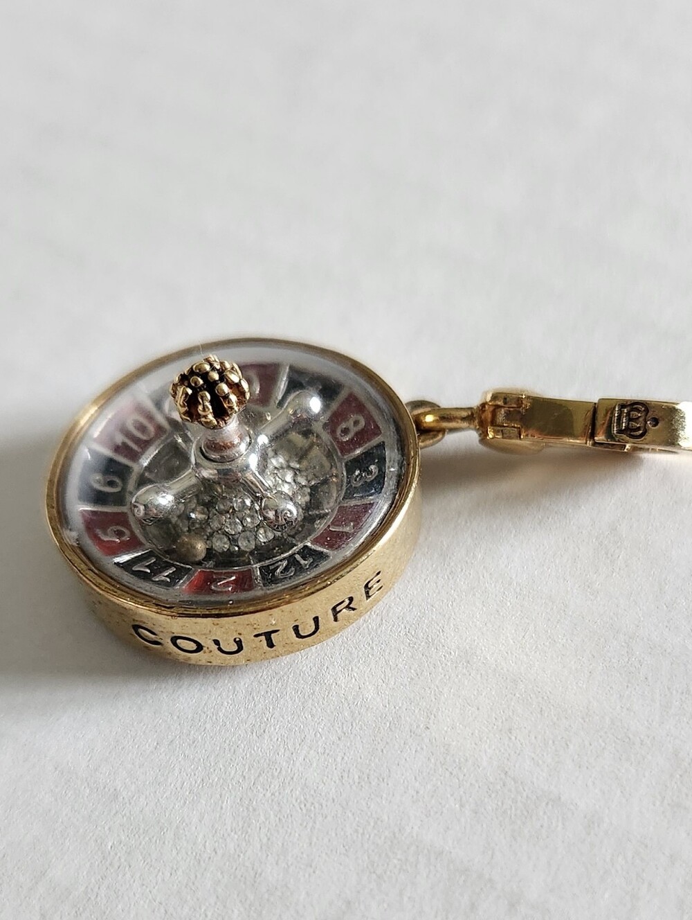 Juicy Couture Roulette Wheel Charm 2005 Rare Vintage Y2K Gold Tone - Picture 3 of 13